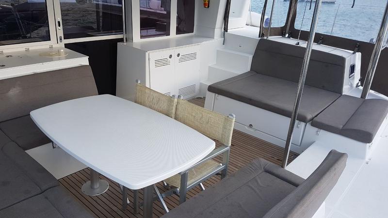 Book yachts online - catamaran - Lagoon 450 F - Kaus Australis (A/C, WM, Generator, Inverter) - rent