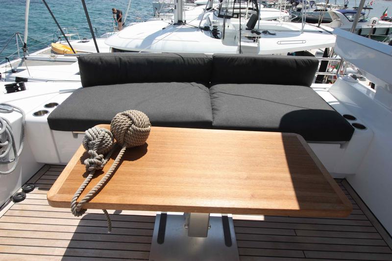 Book yachts online - catamaran - Lagoon 620 (10+3) - The Sun (ANU) (5 cab + 3 crew) (AC, WM, Generator, Inverter, Tender Lift) - rent
