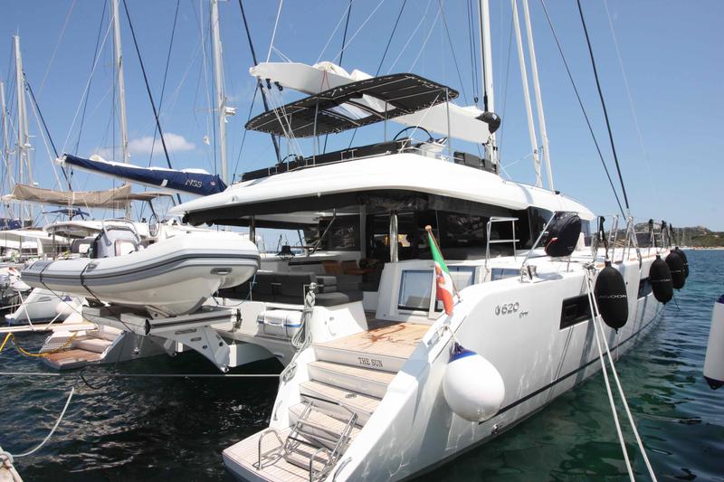 Book yachts online - catamaran - Lagoon 620 (10+3) - The Sun (ANU) (5 cab + 3 crew) (AC, WM, Generator, Inverter, Tender Lift) - rent