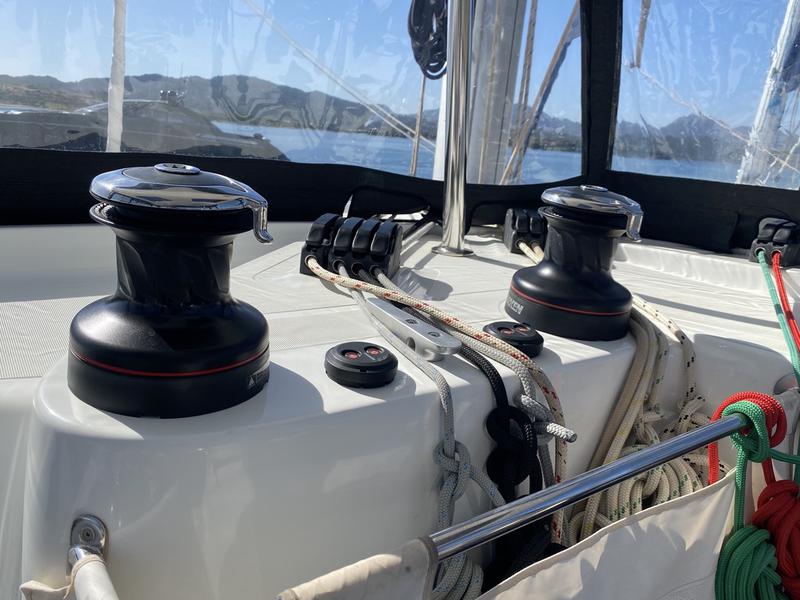 Book yachts online - catamaran - Lagoon 42 - Diadema (A/C, WM, Generator, Inverter) - rent