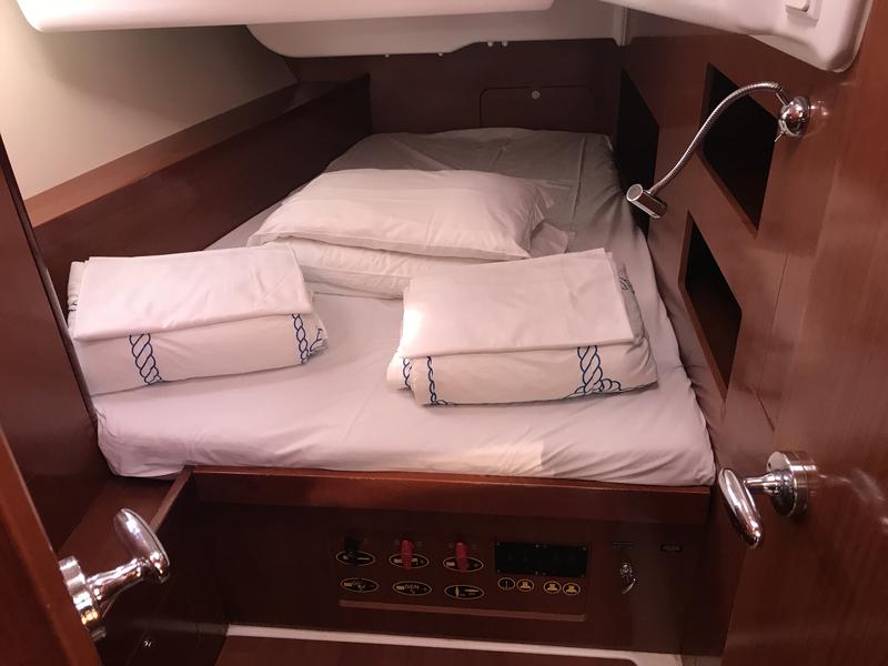 Book yachts online - sailboat - Oceanis 50 Family - Spica - rent
