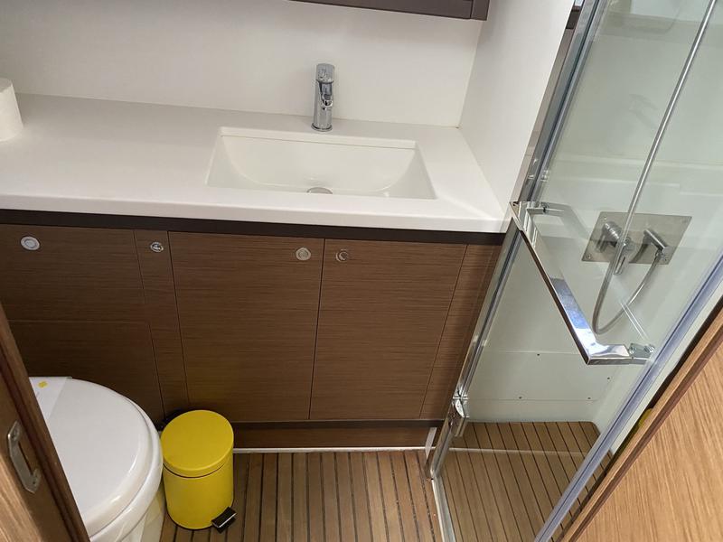 Book yachts online - catamaran - Lagoon 52F (5 cab) - Naka (MAR) - rent