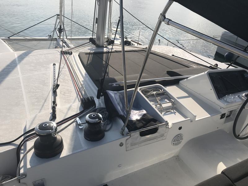 Book yachts online - catamaran - Lagoon 450F - Cor Caroli (A/C, WM, Generator, Inverter) - rent