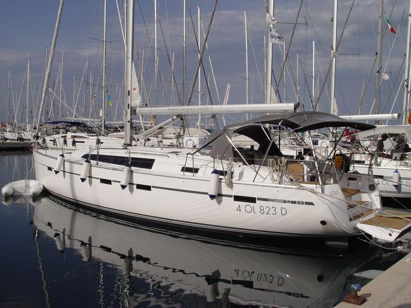 Book yachts online - sailboat - Bavaria Cruiser 51 - Astra - rent