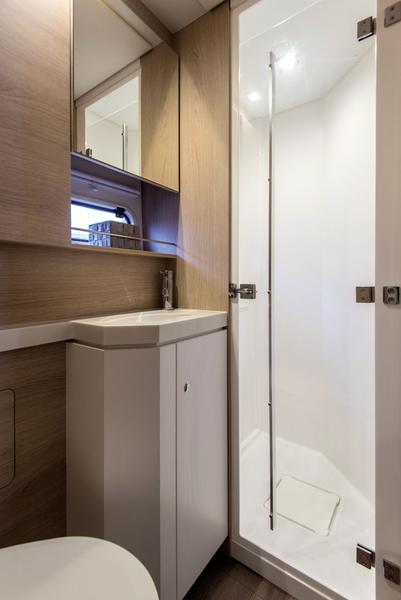Book yachts online - catamaran - Bali 5.4 - Virginia - rent