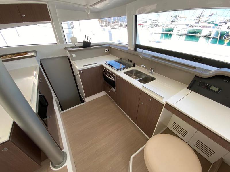 Book yachts online - catamaran - Bali 4.1 Cap - Alchimia - rent