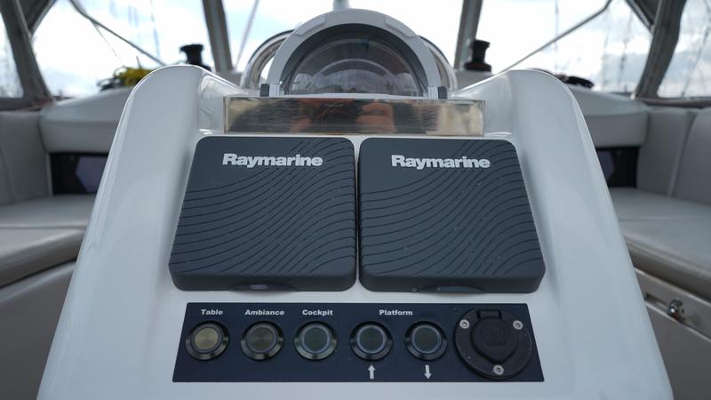 Book yachts online - sailboat - Sun Odyssey 440 - 3 Cabins - White Marlin - rent