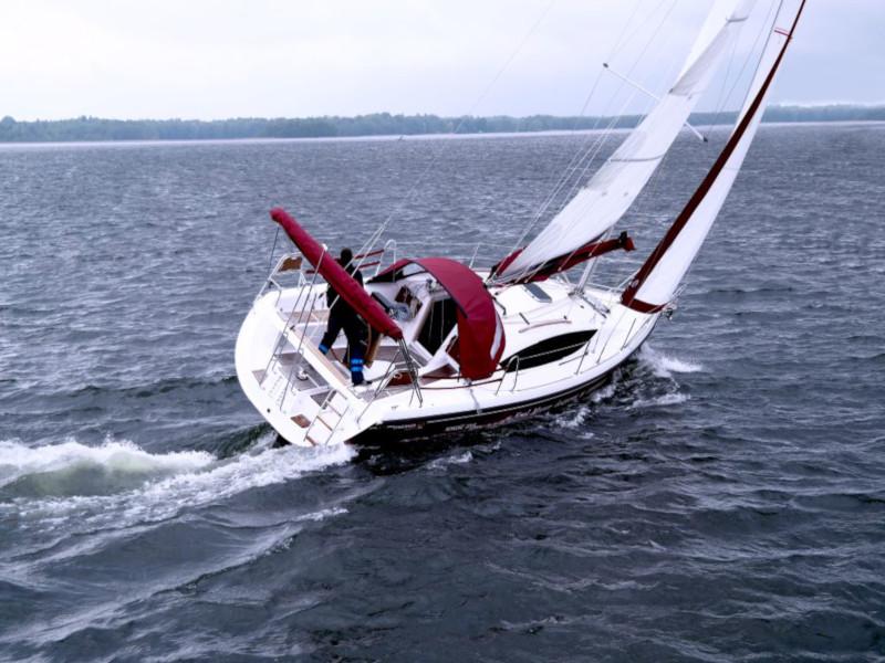 Book yachts online - sailboat - Maxus 33.1 RS Prestige - La Gomera - rent
