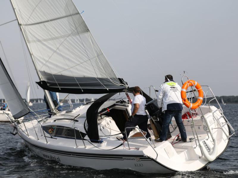 Book yachts online - sailboat - Maxus 33.1 RS Standard - ANDROS - rent