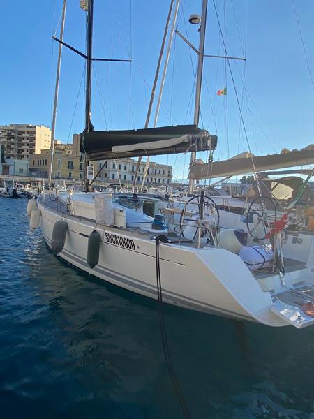 Book yachts online - sailboat - First 50 - Geisha - rent