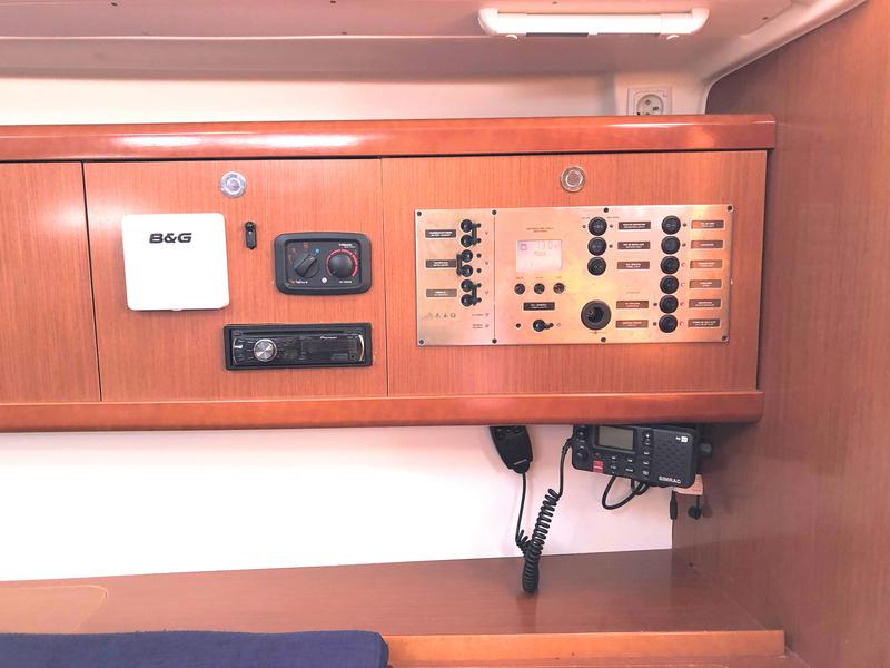 Book yachts online - sailboat - Oceanis 43 - Whisper - rent
