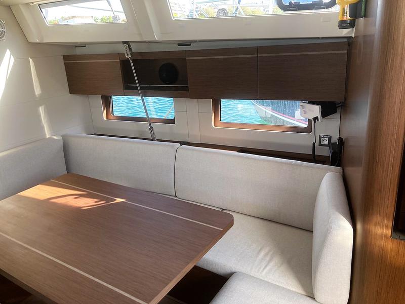 Book yachts online - sailboat - Oceanis 46.1 - EVI - rent