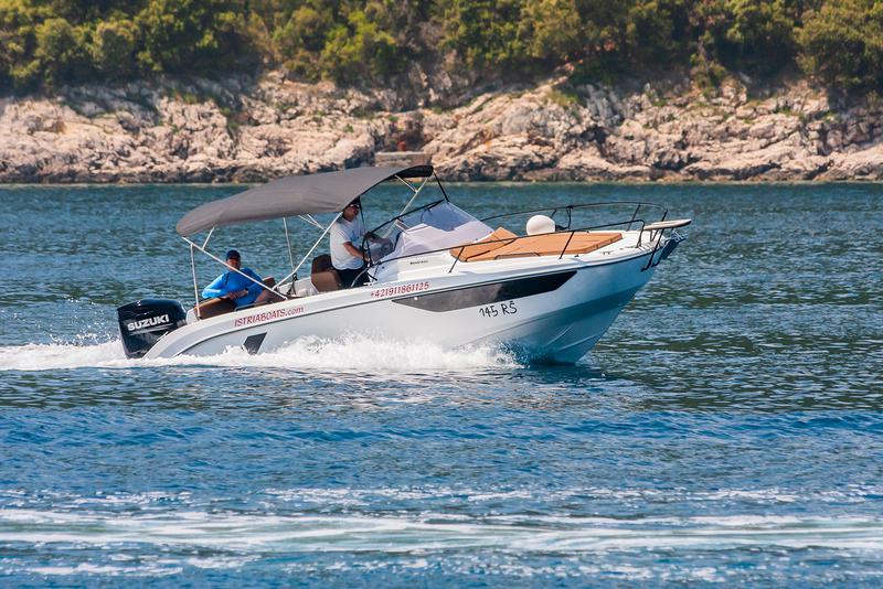 Book yachts online - motorboat - Beneteau Flyer 8 SUNdeck - LUCY - rent