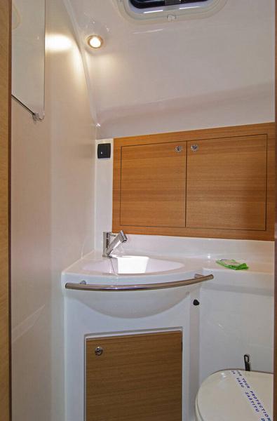 Book yachts online - sailboat - Elan 40.1 - TAMIKAYA - rent