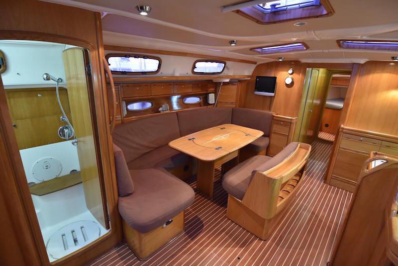 Book yachts online - sailboat - Bavaria 50 Cruiser - TONINA - rent
