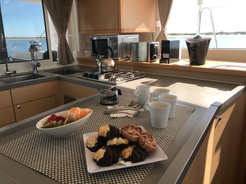 Book yachts online - catamaran - Lagoon 450 Sport - Ocean Dreams - rent