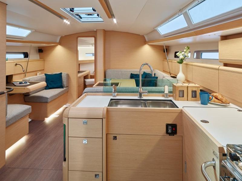 Book yachts online - sailboat - Sun Odyssey 449 - Blue Moon - rent