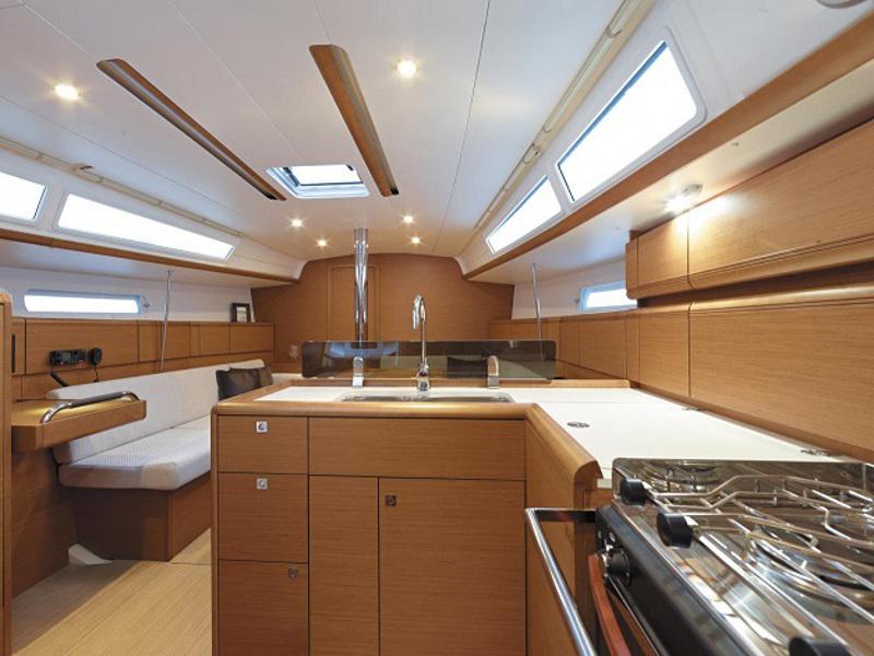 Book yachts online - sailboat - Sunsail 38/2 - Sunsail 38/2 (2017) - rent