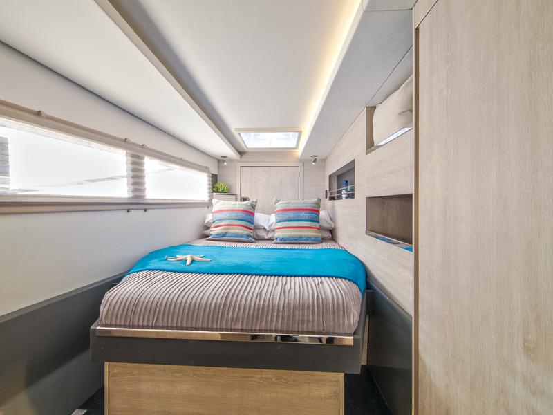 Book yachts online - catamaran - Sunsail 454 - Sunsail 454 (2018) - rent