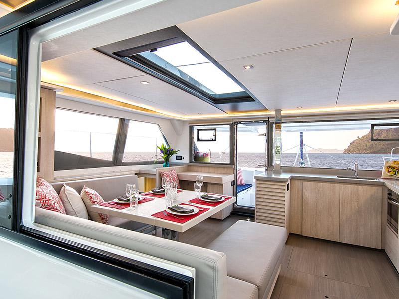 Book yachts online - catamaran - Moorings 4500 - Moorings 4500 (2020) - rent