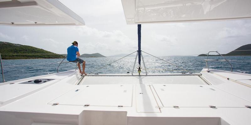 Book yachts online - catamaran - Moorings 5000-5 - Moorings 5000-5 (2019) - rent