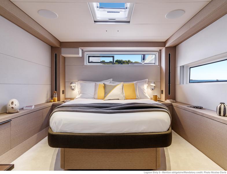 Book yachts online - catamaran - Lagoon Sixty 5 - WHITE CAPS - rent