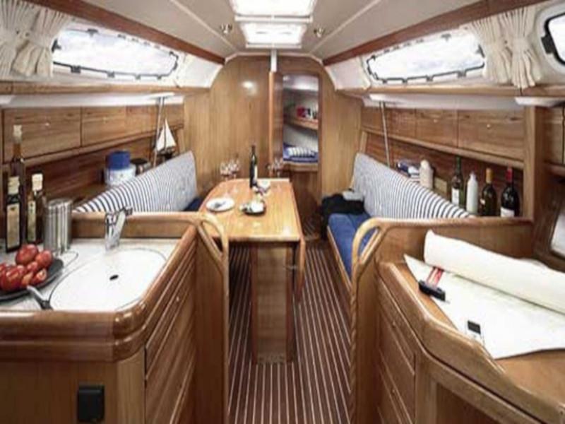 Book yachts online - sailboat - Sun Odyssey 32 i - REGINA IV - rent