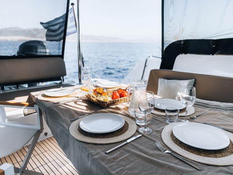 Book yachts online - catamaran - Lagoon 46 - Skippered - KIDEGE - rent