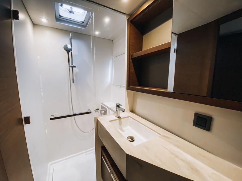 Book yachts online - catamaran - Lagoon 46 - Skippered - KIDEGE - rent