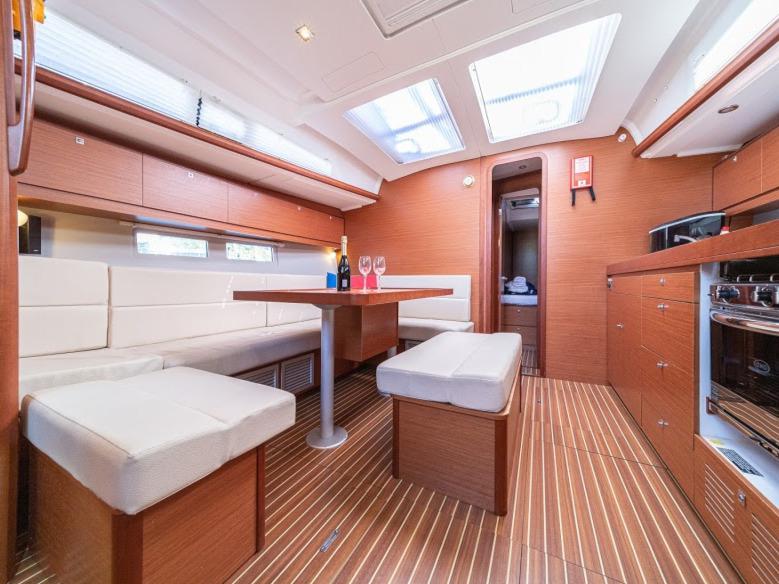 Book yachts online - sailboat - Dufour 460 Grand Large - CETO - rent