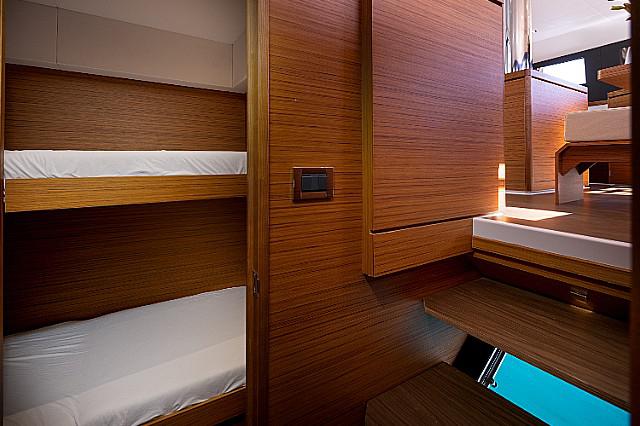 Book yachts online - catamaran - Dufour 48 Catamaran - BRO - rent