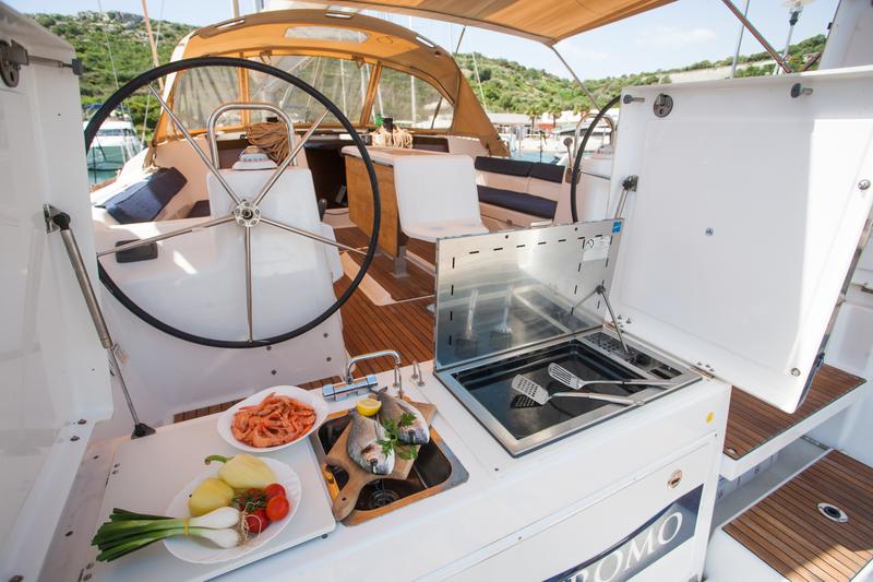 Book yachts online - sailboat - Dufour 460 Grand Large - NOSTROMO - rent