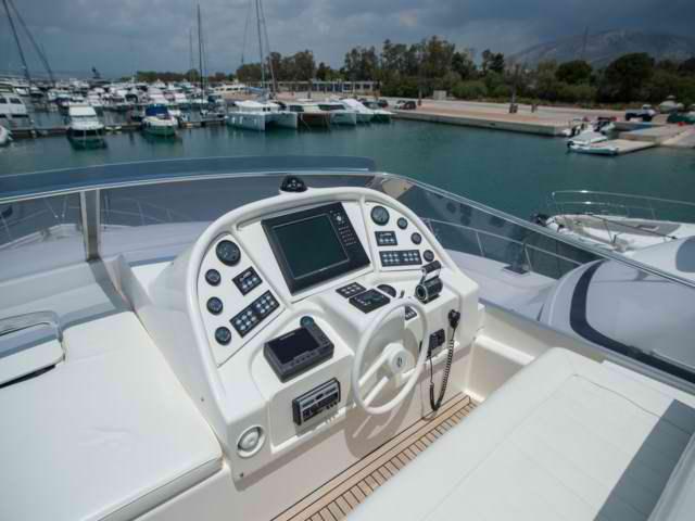 Book yachts online - motorboat - Posillipo Technema 65 - no name - rent