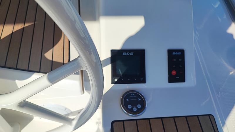 Book yachts online - sailboat - Bavaria 51 Cruiser - Seawalker - rent