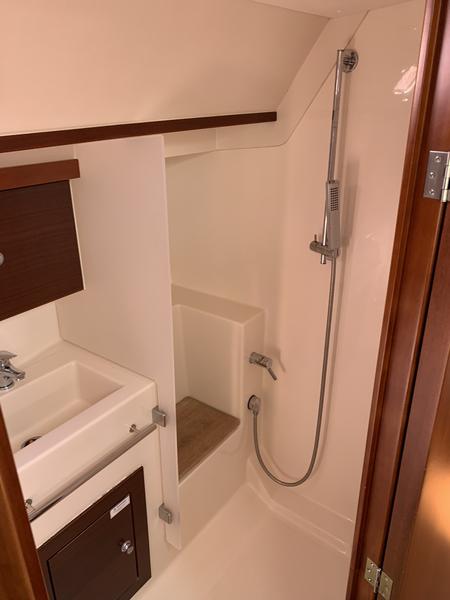 Book yachts online - sailboat - Hanse 430 - PANTA REI - rent