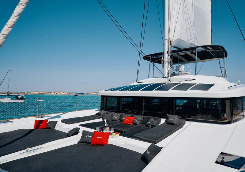 Book yachts online - catamaran - Lagoon 52 - Flow - rent