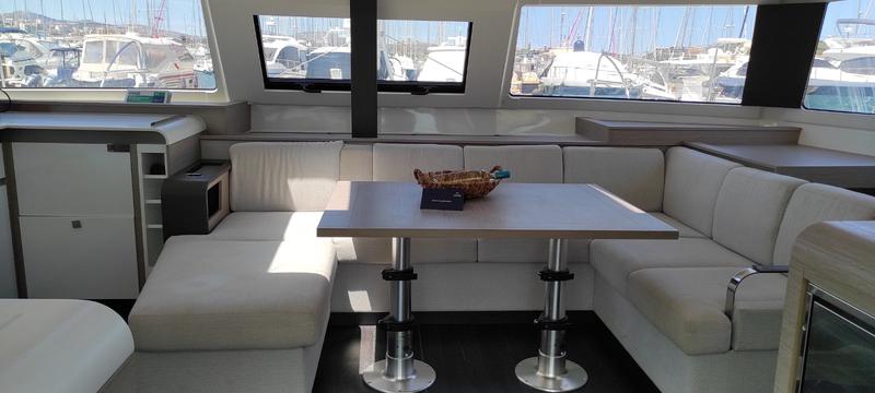 Book yachts online - catamaran - Fountain Pajot Elba 45 - Kon-tiki - rent