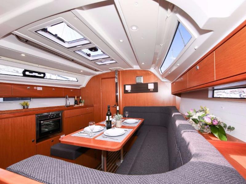 Book yachts online - sailboat - Bavaria Cruiser 41S - Rebel Rebel - rent