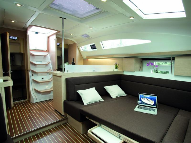 Book yachts online - sailboat - Elan 45 Impression - 4 cabin version - Vera - rent