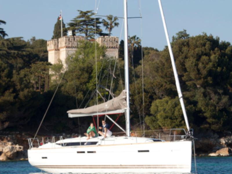 Book yachts online - sailboat - Sun Odyssey 439 - James - rent
