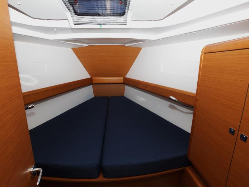 Book yachts online - sailboat - Sun Odyssey 439 - Vitus - rent