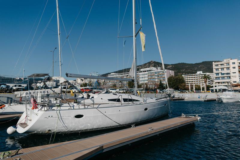 Book yachts online - sailboat - Elan 434 - Naias - rent