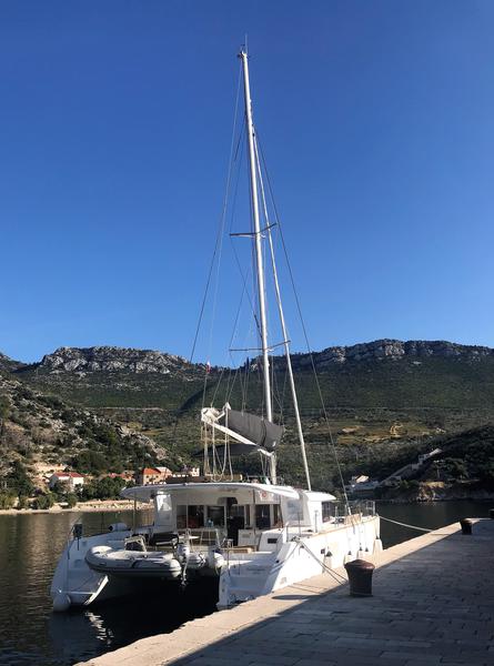 Book yachts online - catamaran - Lagoon 450F - SAMOGON - rent