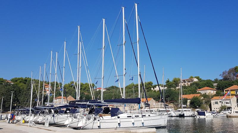 Book yachts online - sailboat - Sun Odyssey 449 - PORT ROYAL - rent