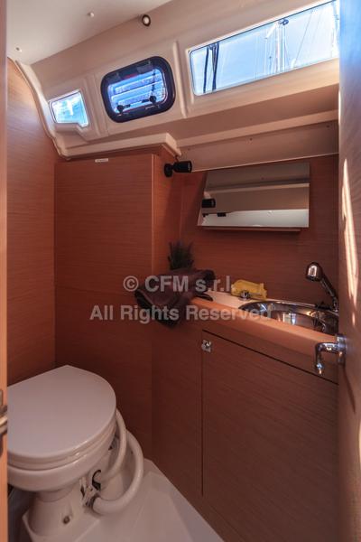 Book yachts online - sailboat - Sun Odyssey 349 - Marsiglia  - rent