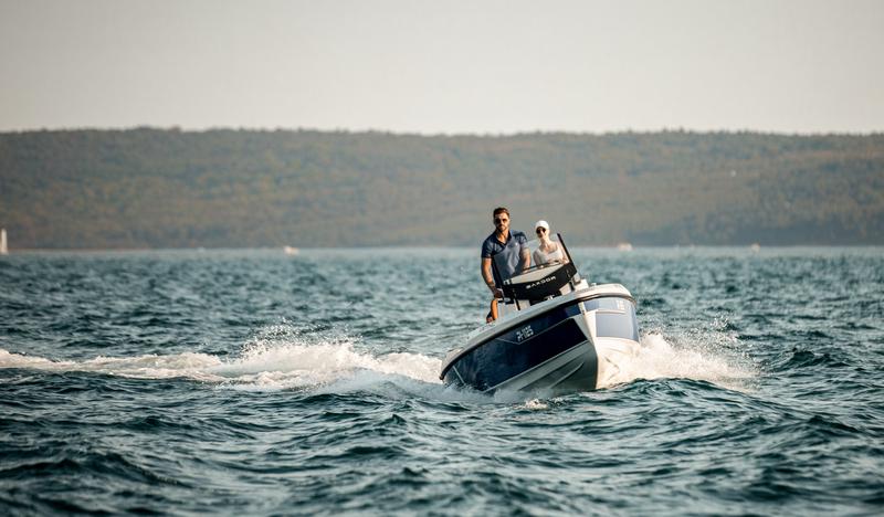 Book yachts online - motorboat - Saxdor 200 Sport (Mercury 175) - Saxdor 200 Sport (Mercury 175) (2021) - rent