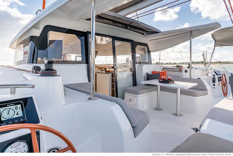 Book yachts online - catamaran - Excess 11 - Smota - rent