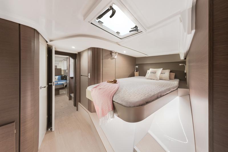Book yachts online - catamaran - Bali Catspace TEAM FACTORY - Team Factory - rent