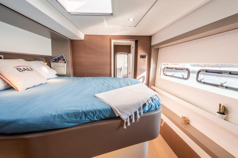 Book yachts online - catamaran - Bali 5.4. - MIM OCEAN ONE - rent