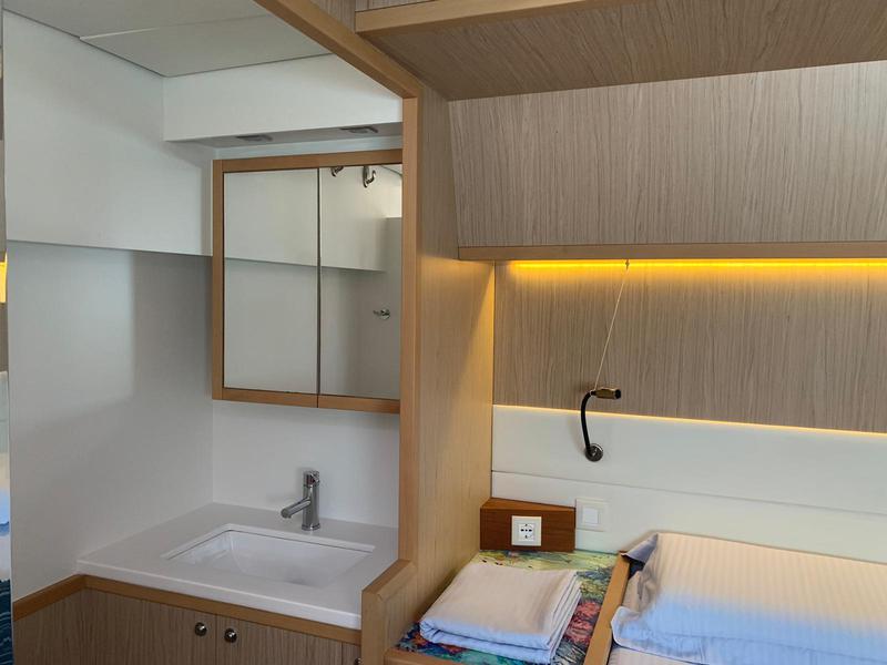 Book yachts online - catamaran - Lagoon 52 - Denilos - rent